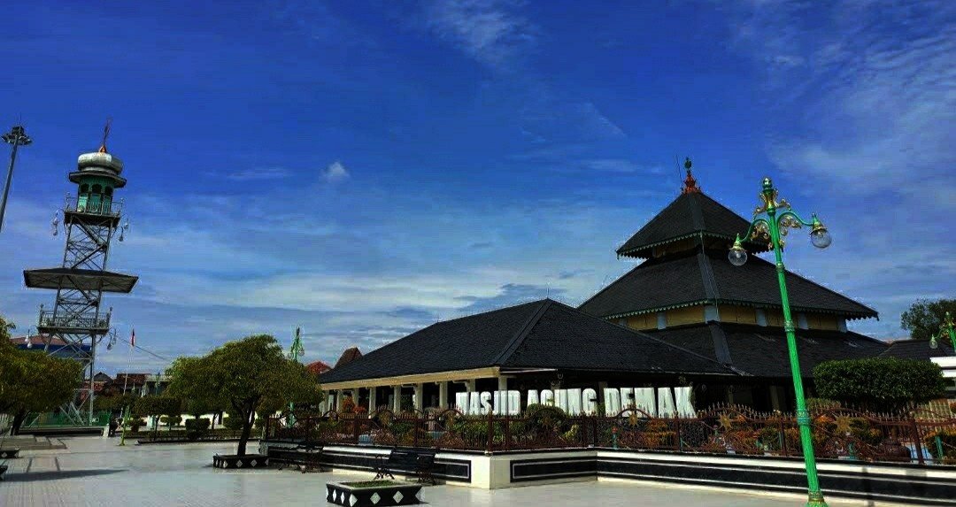 Demak